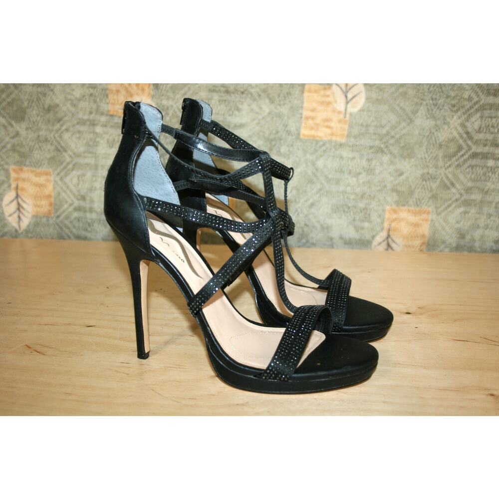 Nina Black Faux Leather T-Strap Zip Heels 11 M